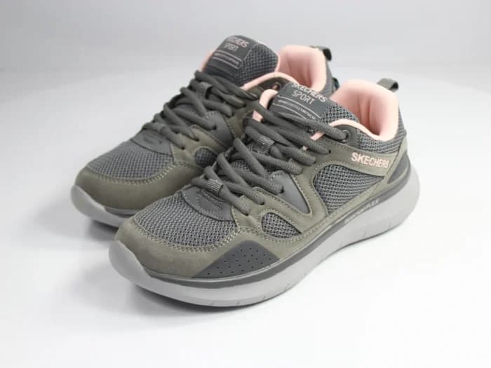 کتونی زنانه رانینگ و لایف استایل اسکچرز کوانتوم | Skechers quantum
