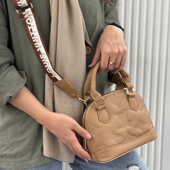 کیف دوشی دستی زنانه Louis Vuitton مدل 406 — تصویر ۴