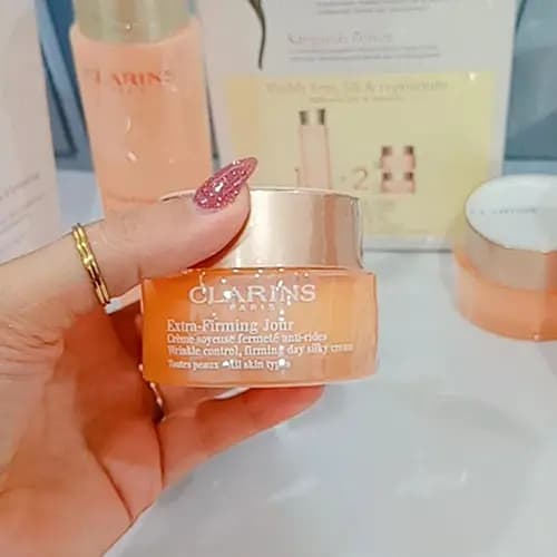 ست کرم روز، شب و لوشن کلارنس CLARINS Extra Firming (جوانسازی، لیفتینگ و آبرسانی کامل پوست) — تصویر ۶