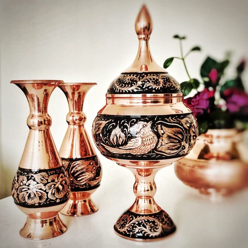 شکلات خوری مسی پایه دار مدل الماس تراش ارتفاع 23 — تصویر ۵