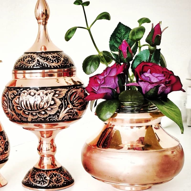 شکلات خوری مسی پایه دار مدل الماس تراش ارتفاع 23 — تصویر ۳