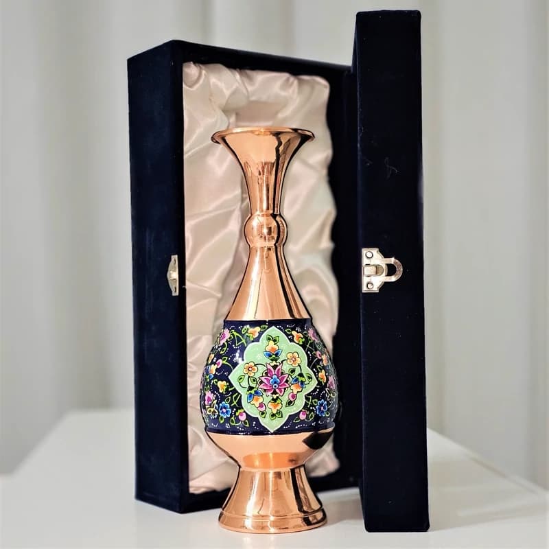 گلدان مسی و پرداز ارتفاع 25سانت به همراه جعبه فانتزی مناسب هدیه — تصویر ۱۰