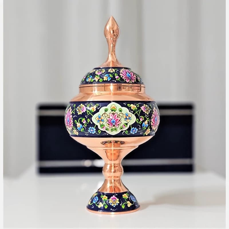 شکلات خوری مسی پایه دار مس و پرداز ارتفاع 27 به همراه جعبه فانتزی — تصویر ۴