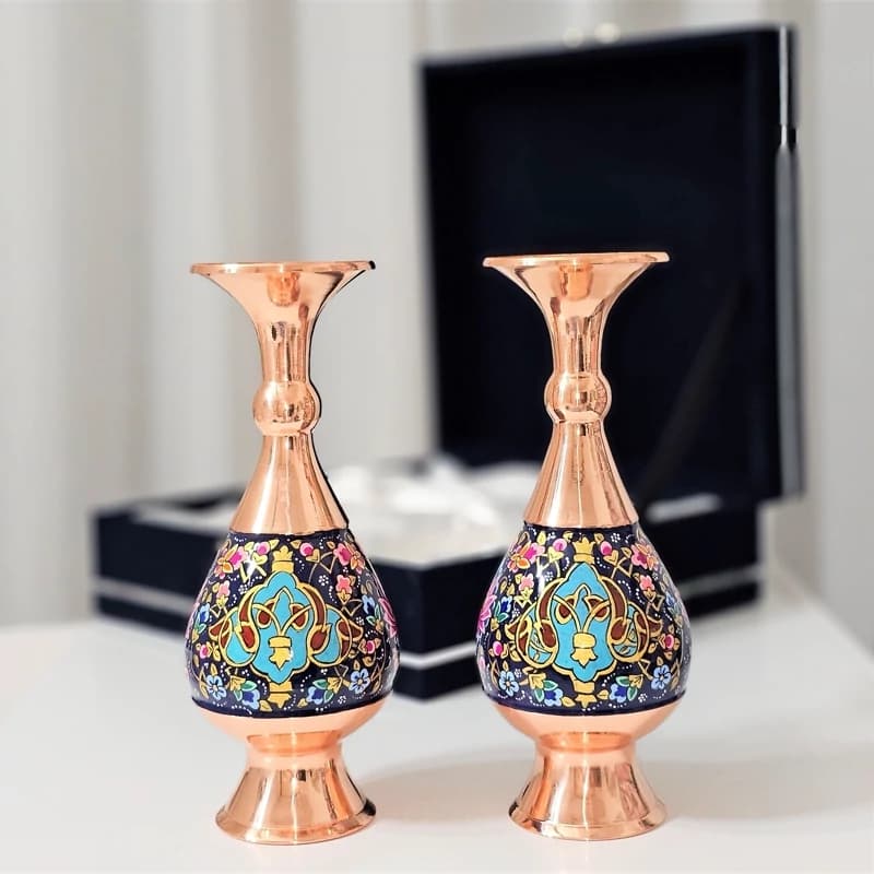 گلدان مسی و پرداز 20 سانتی دو عددی مدل پرداز طلایی به همراه جعبه فانتزی — تصویر ۹