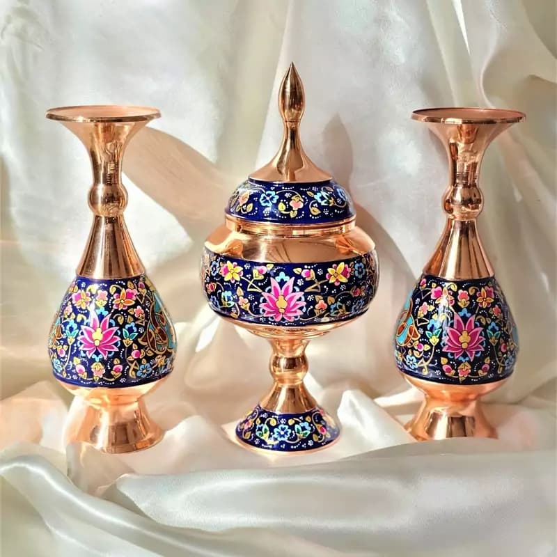 ست گلدان 20 و شکلات خوری 23 پایه دار مس پرداز طلایی — تصویر ۶