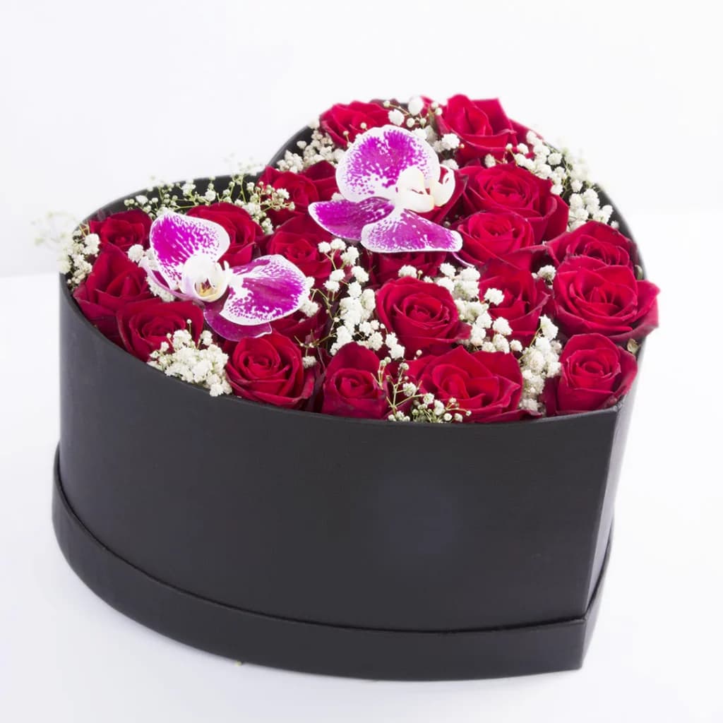 باکس گل رز هلندی قلب – کد 2250 — تصویر ۶