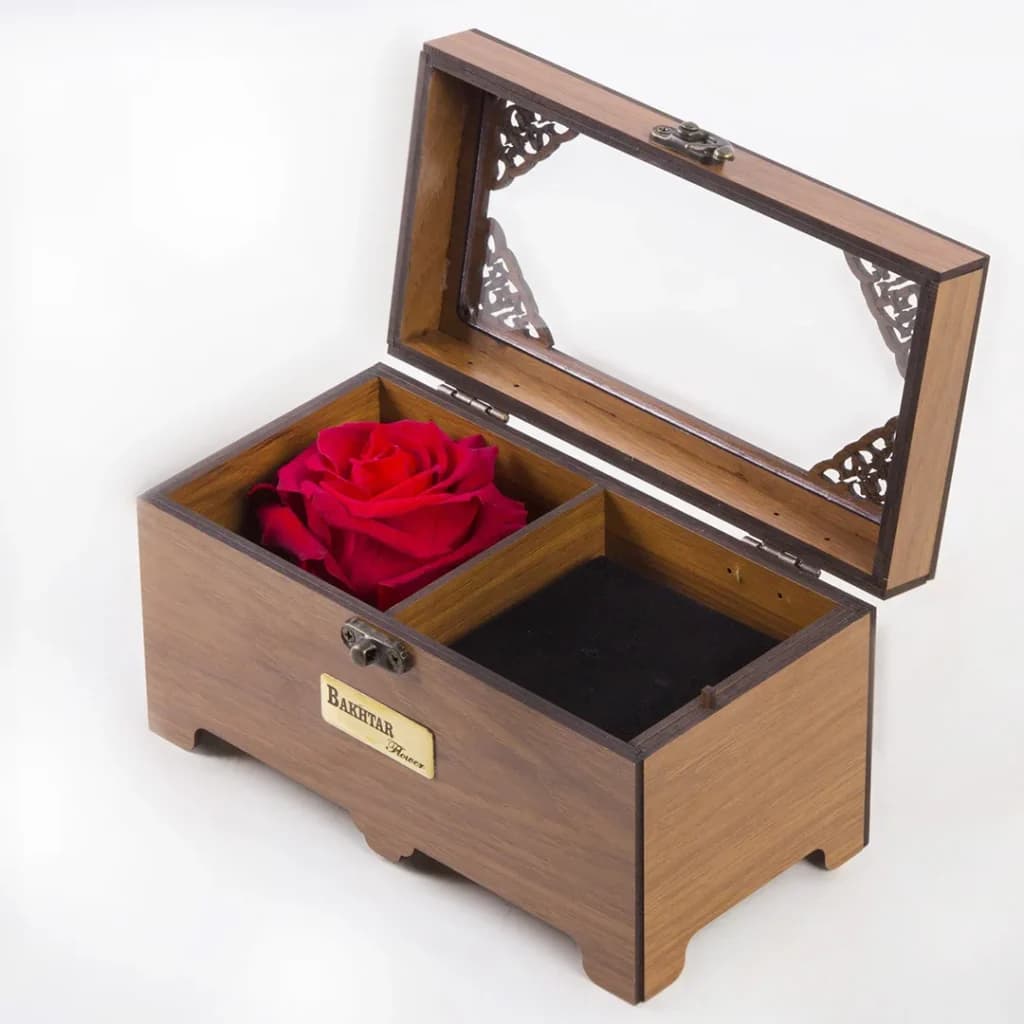 باکس هدیه و گل رز جاودان کد 2520 — تصویر ۳