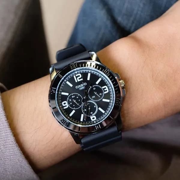 ساعت مچی کاسیو (Casio) مدل MTP-VD300-1B — تصویر ۶