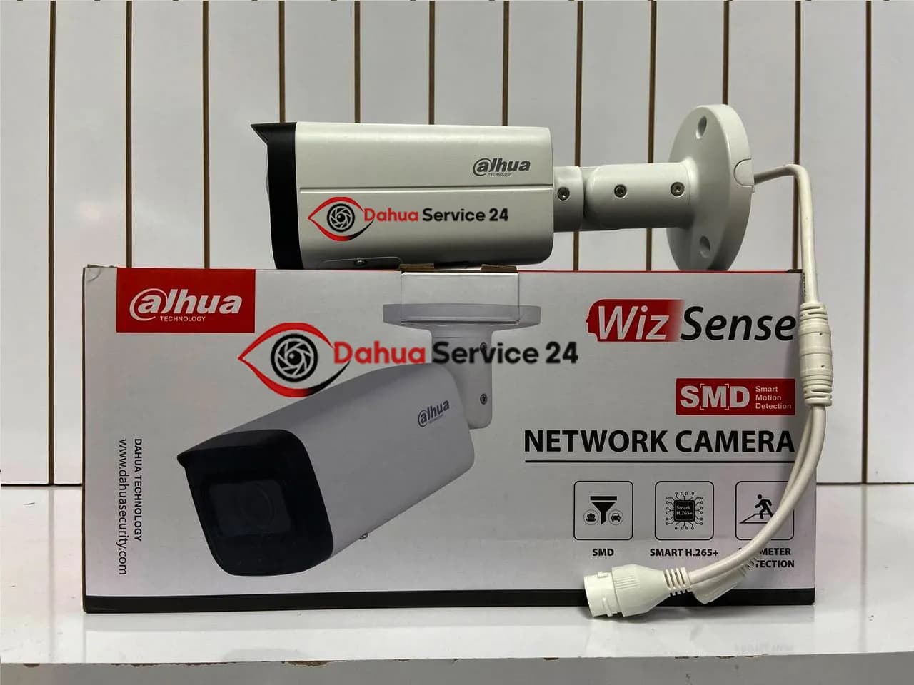 دوربین مداربسته داهوا مدل IPC-HFW2441TP-ZS امنیت هوشمند با زوم موتورایز