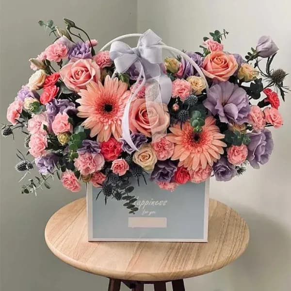 باکس گل دسته دار نگار – فروشگاه آنلاین گل فلوشا Flowsha