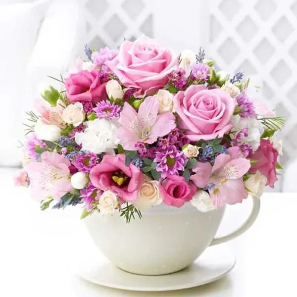 سبد گل فنجانی – فروشگاه اینترنتی گل فلوشا Flowhsa