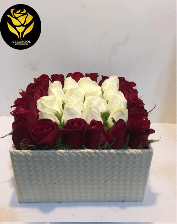 فلاور باکس مناسبتی طرح خوشه