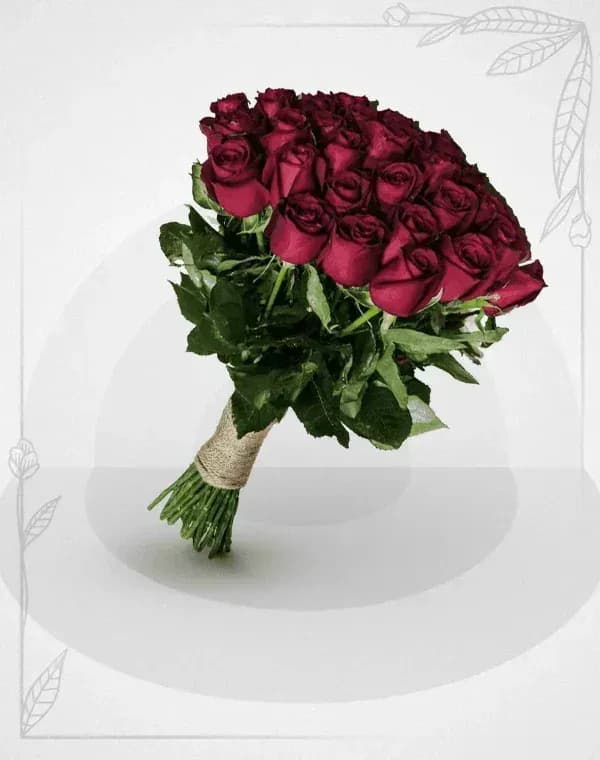 دسته گل رز قرمز