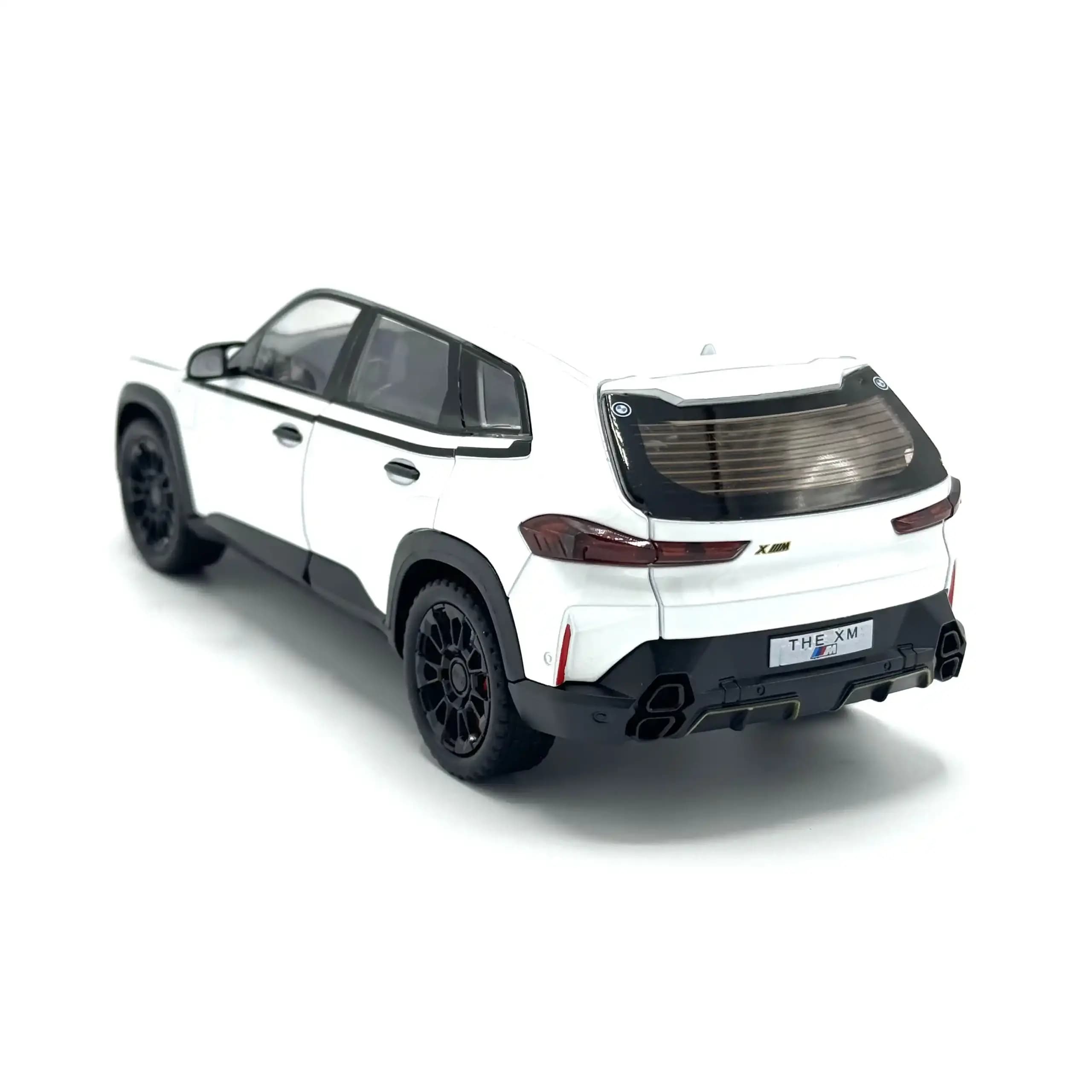 ماکت ماشین فلزی بی ام و ایکس ام bmw xm — تصویر ۵