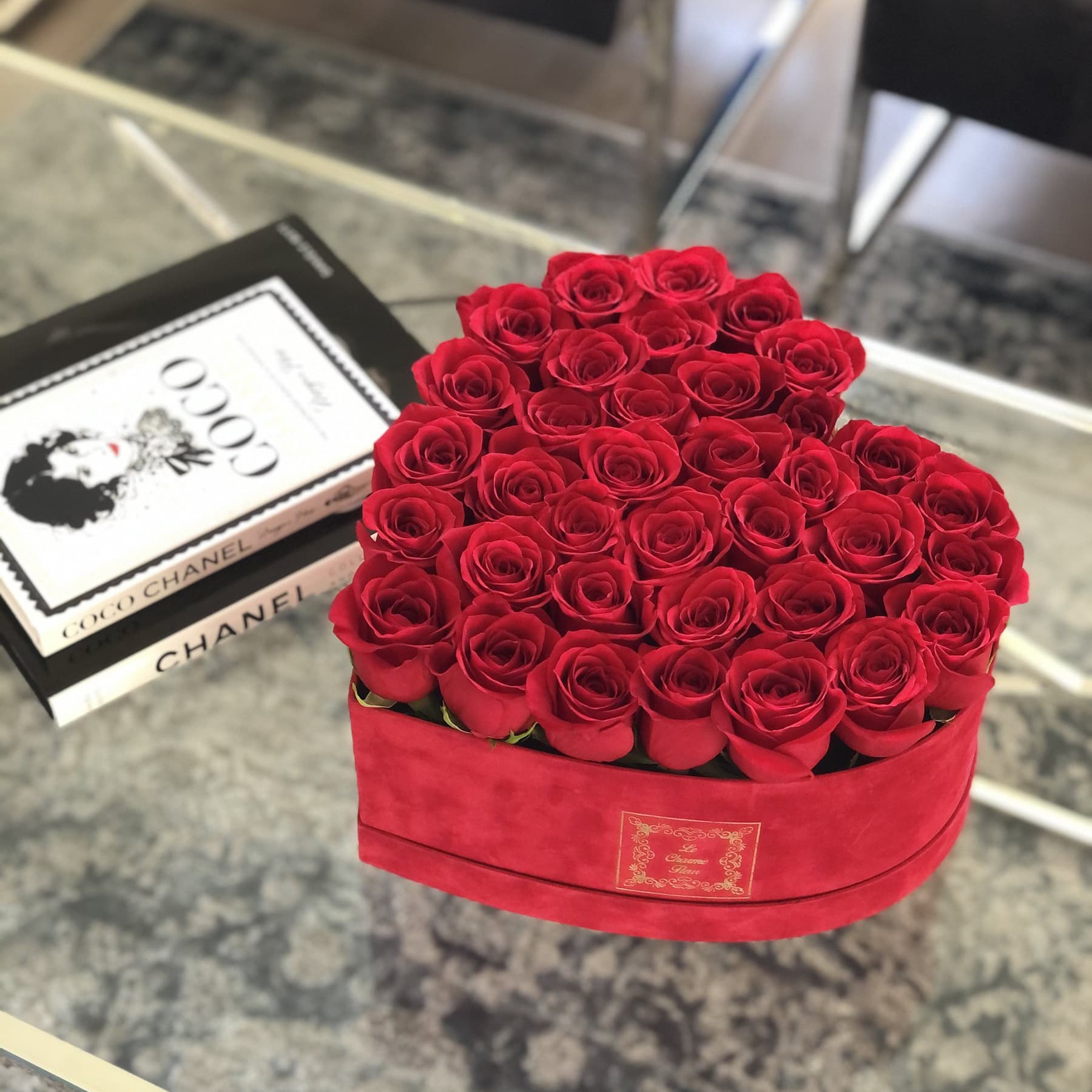 باکس قلبی گل رز — تصویر ۲