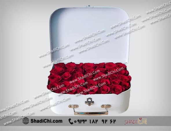 باکس گل چمدانی