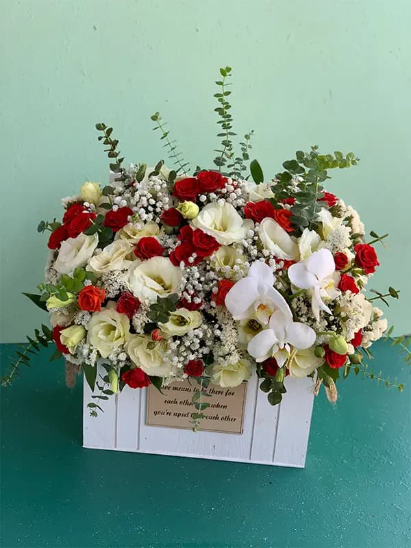 باکس گل مناسب تولد — تصویر ۸