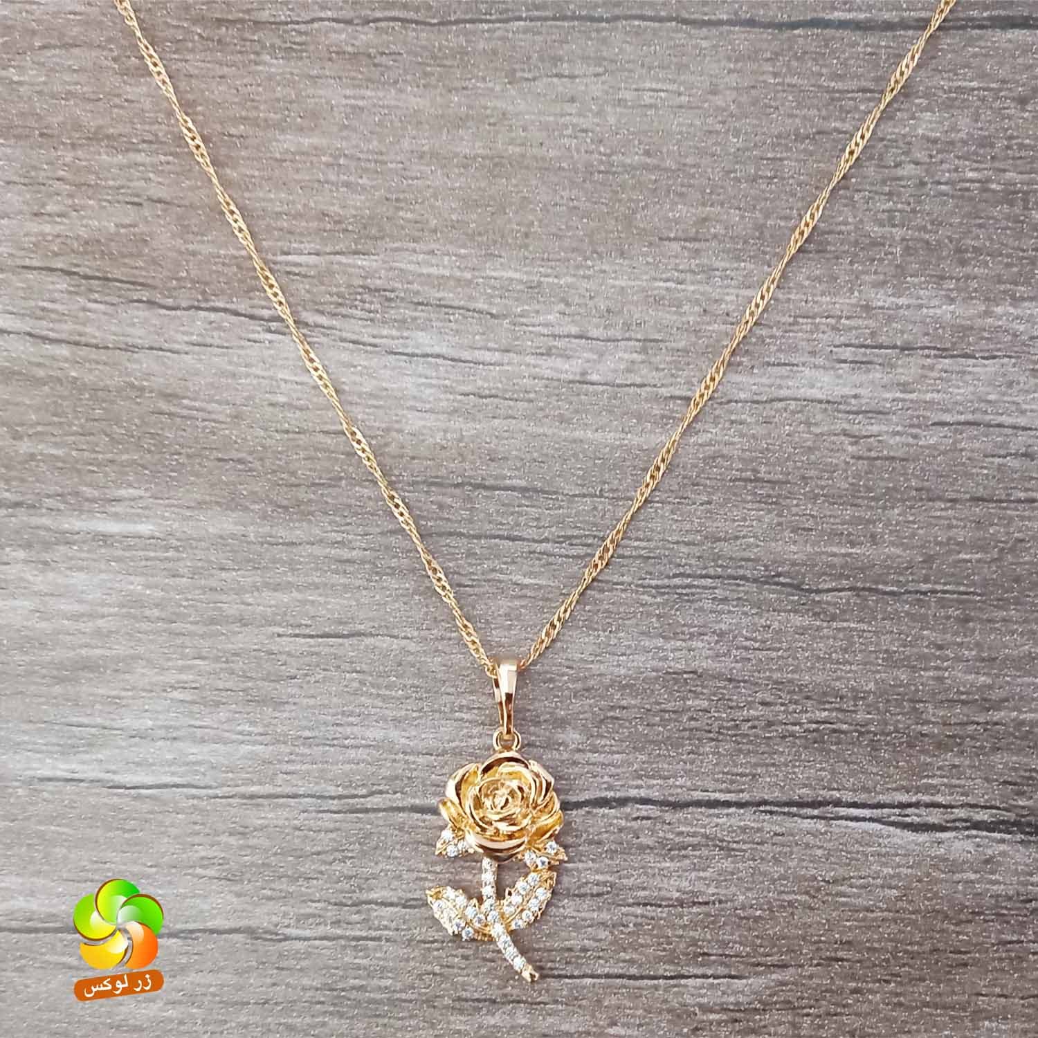 گردنبند گل رز مارک ژوپینگ