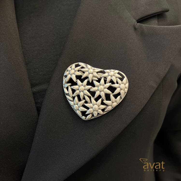 گل سینه ورشو