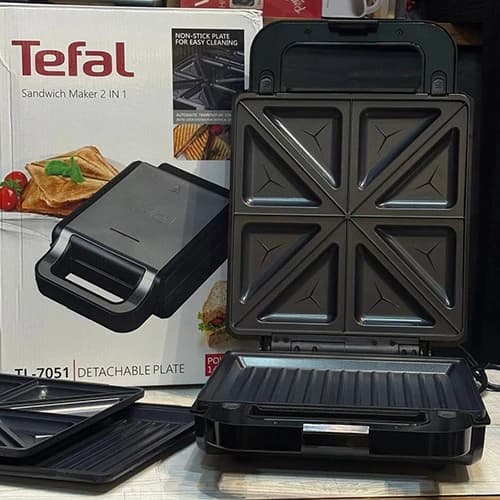 ساندویچ ساز ۲ کاره تفال مدل TefaL7051 با ۴ خانه و بدنه استیل