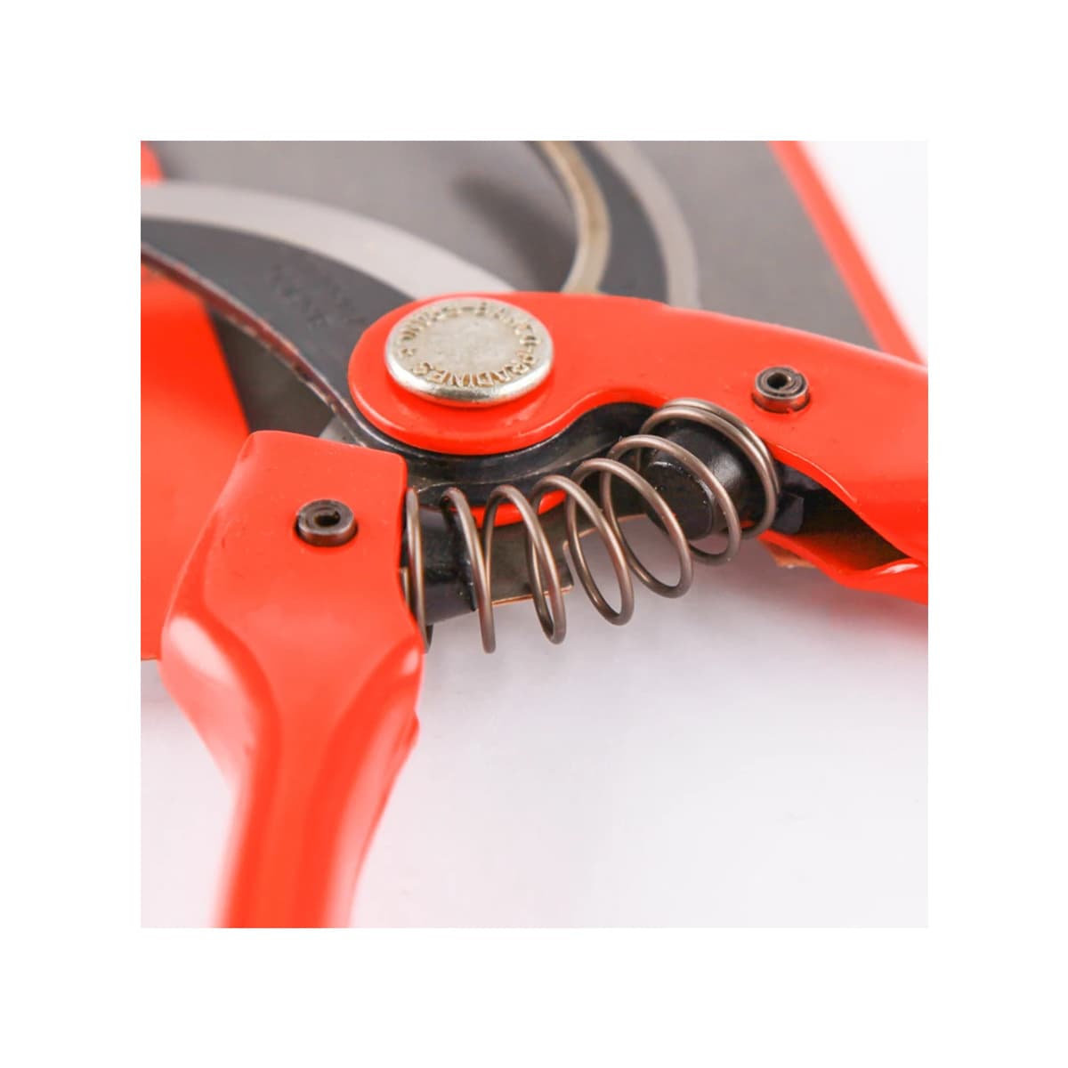 قیچی باغبانی باهکو 220 میلیمتر BAHCO کد P126-22 — تصویر ۱۲