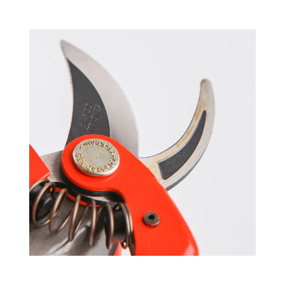 قیچی باغبانی باهکو 220 میلیمتر BAHCO کد P126-22 — تصویر ۹