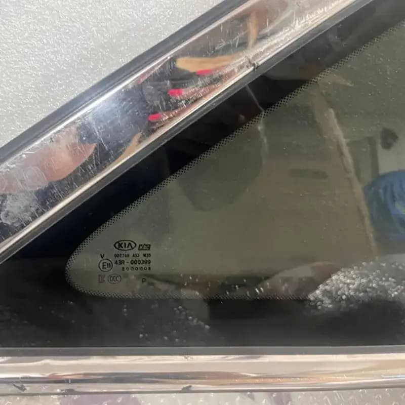 شیشه لچکی وراکروز ix55 — تصویر ۷