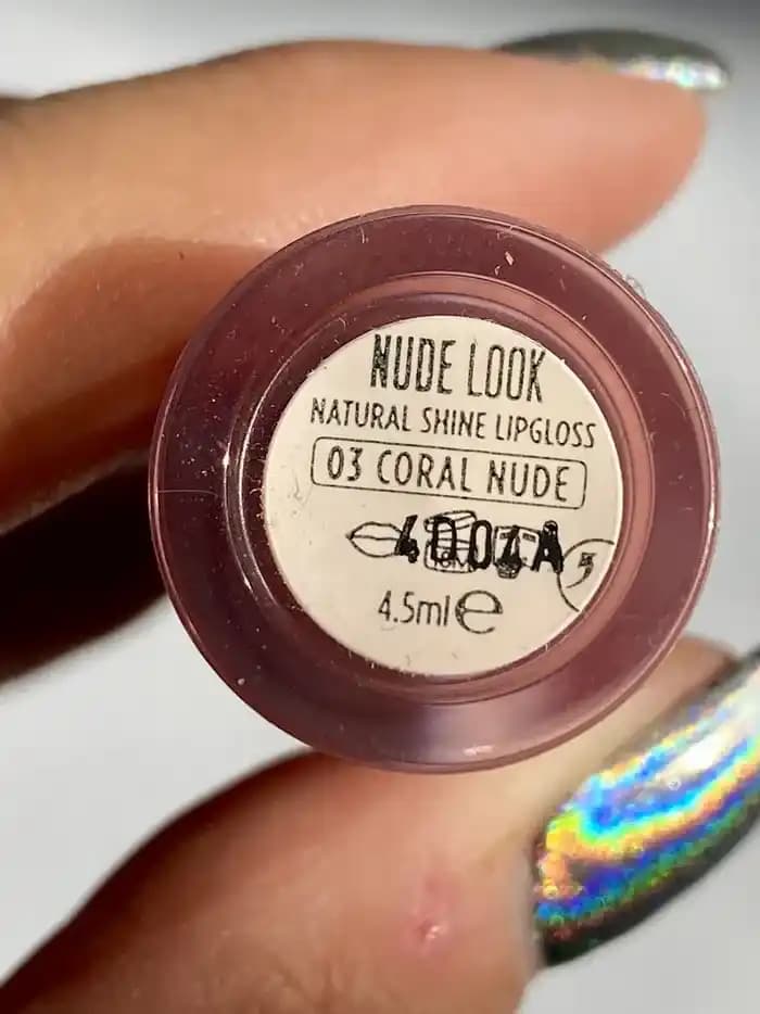 رژ لب مایع براق Nude Look گلدن رز 03 — تصویر ۴
