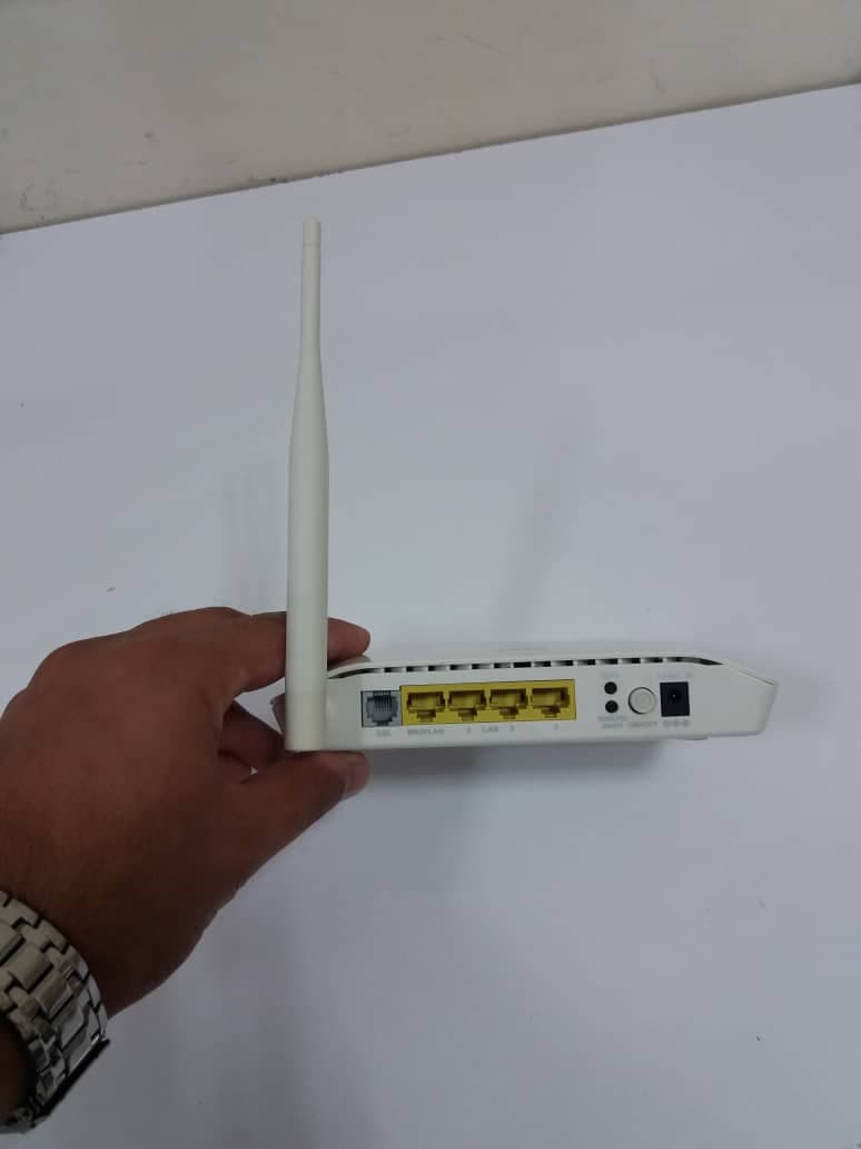 مودم استوک بی‌سیم +ADSL2 دی لینک DLINK DSL-2730U — تصویر ۳