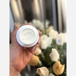 کرم ژل رویال آواطب با صابون — تصویر ۵