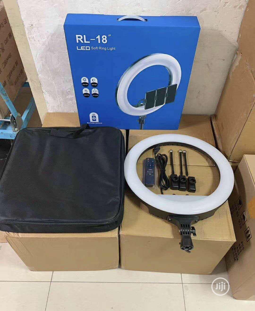 رینگ لایت ۴۵ سانتی RL-18 با پایه ۲ متری — تصویر ۴