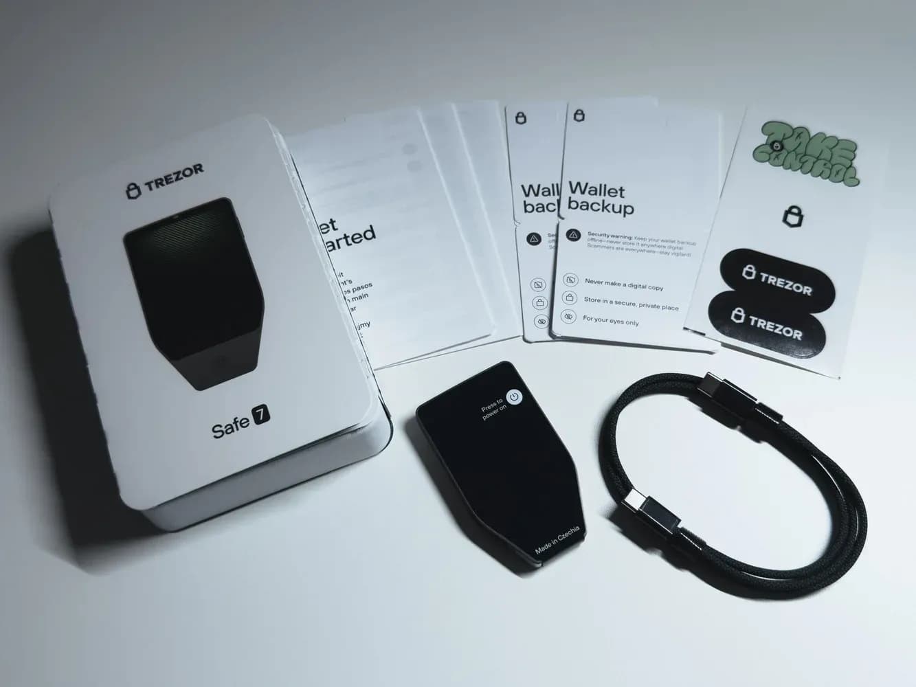 ترزور سیف 7 | Trezor Safe 7 — تصویر ۳