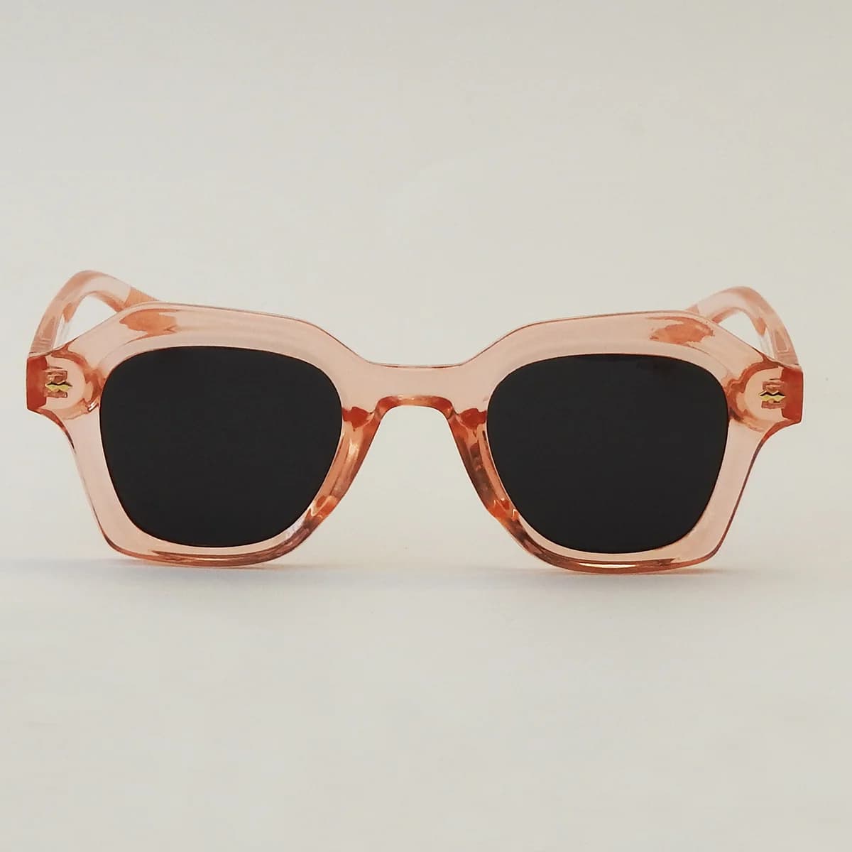 عینک آفتابی MOSCOT مدل 6011 — تصویر ۱۱