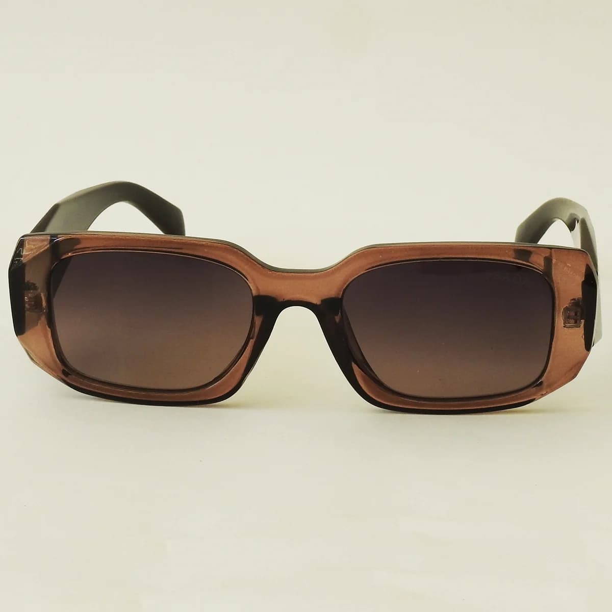 عینک آفتابی PRADA مدل 3755 — تصویر ۵