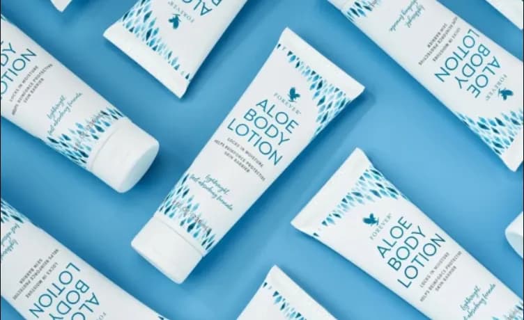 Forever Aloe Body Lotion فوراور آلو بادی لوشن بهترین لوسیون بدن آبرسان برای پوست خشک، زبر و کمآب — تصویر ۱۲