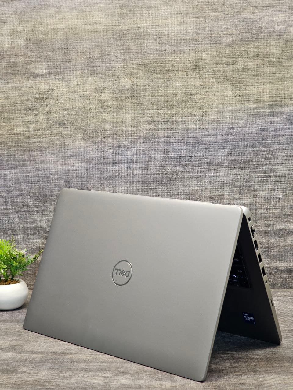 لپ‌تاپ Dell Latitude 5420 | Core i7-1185G7 | رم 16 | 14 اینچ FHD — تصویر ۹