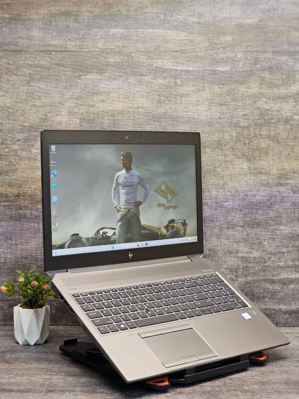 لپ تاپ HP ZBook 15 G6 Core i7-9850H رم 16 و گرافیک4GB Quadro T1000 — تصویر ۵