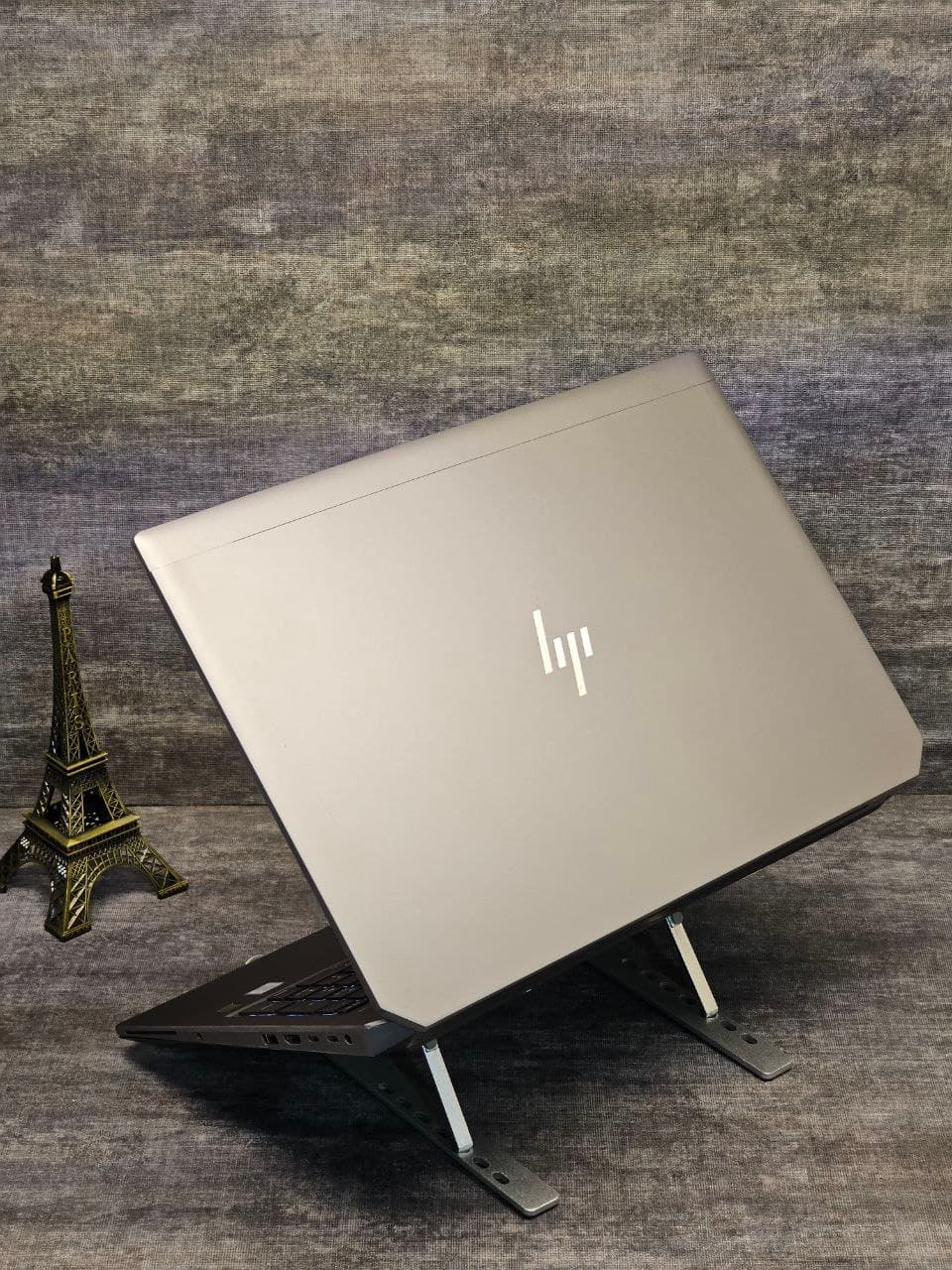 لپ تاپ HP ZBook 15 G5 Core i7-8850H رم 16 و گرافیک Quadro P2000