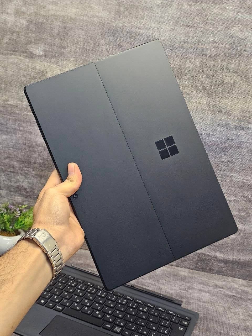 لپ تاپ لمسی Microsoft Surface Pro 6 | Core i5-8350U | رم 8GB | SSD 256GB — تصویر ۷