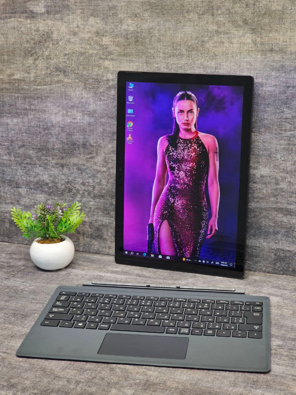 لپ تاپ لمسی Microsoft Surface Pro 6 | Core i5-8350U | رم 8GB | SSD 256GB