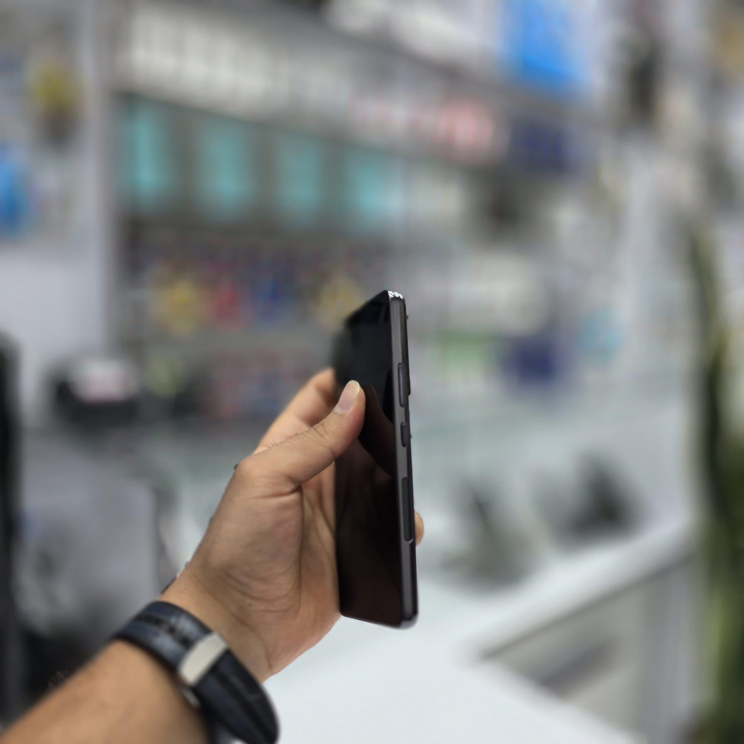 گوشی موبایل سامسونگ مدل Galaxy S22 5G ظرفیت 256 گیگابایت و رم 8 گیگابایت — تصویر ۱۲