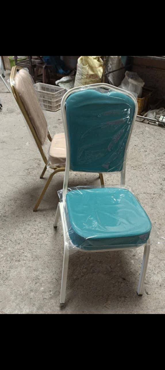 صندلی غذاخوری (آلمانی ) — تصویر ۸