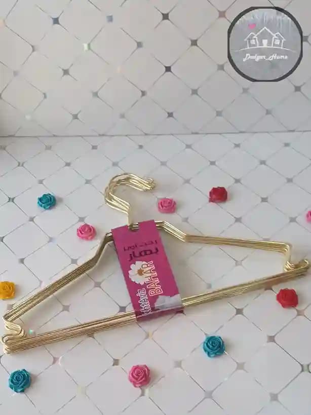 چوب لباسی طلایی بهار