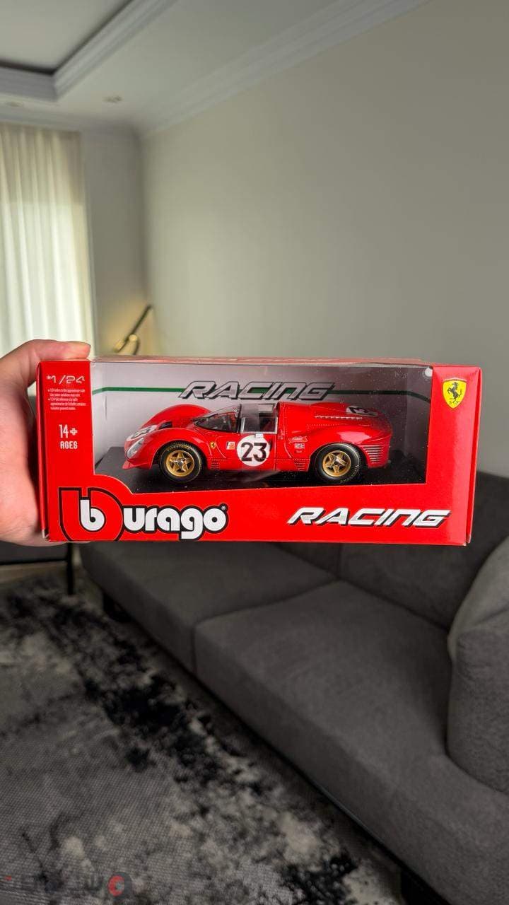 ماکت ماشین Ferrari 330 P4 برند Bburago — تصویر ۷