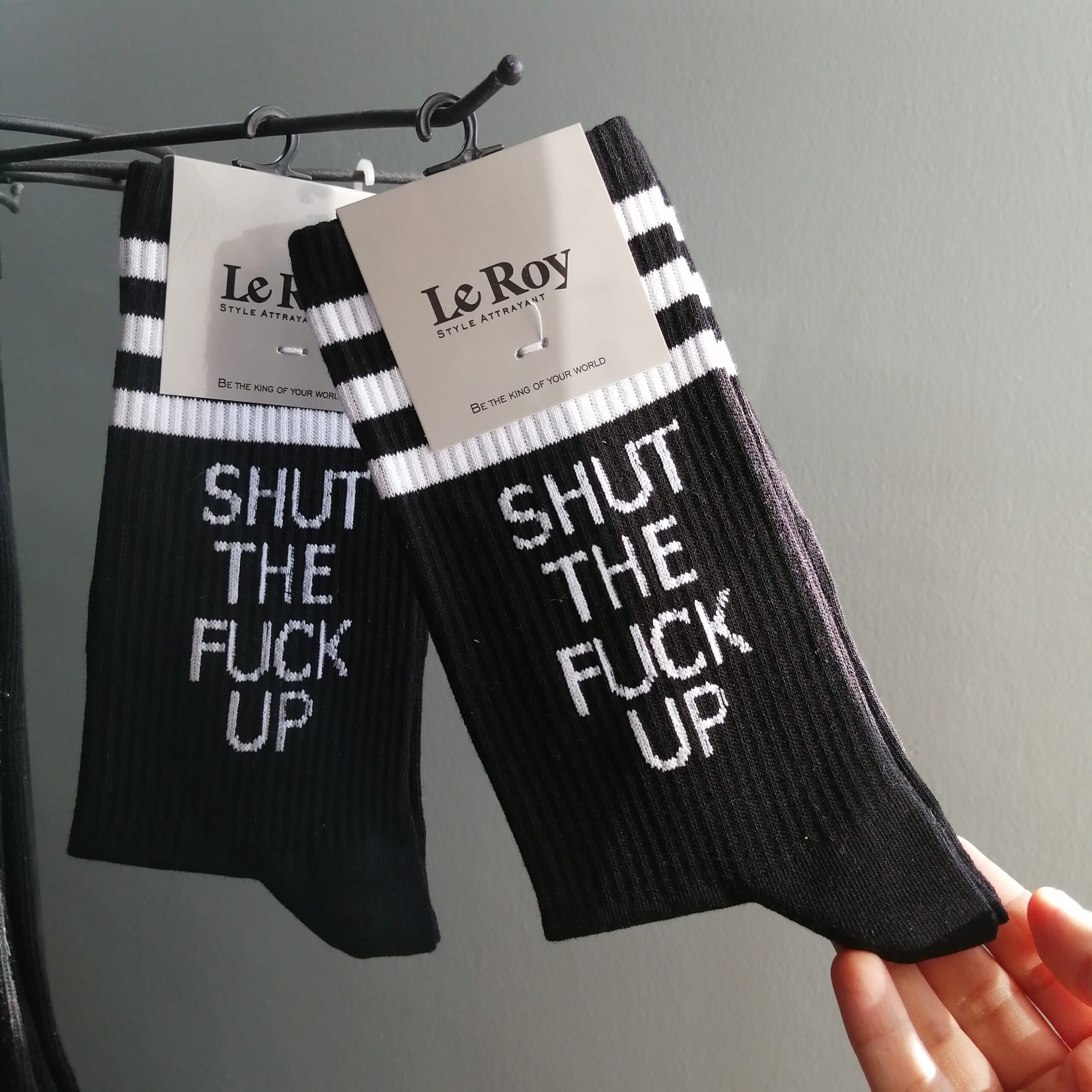 جوراب ساقدار تکست دار طرح “SHUT THE FUCK UP”