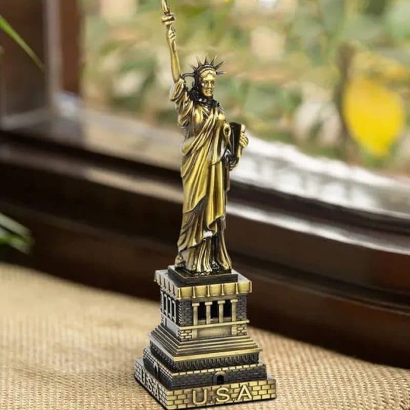 ماکت فلزی مجسمه آزادی آمریکا (3 سایز)