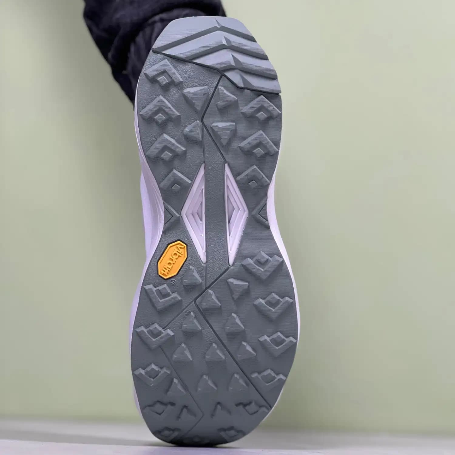 کتونی under armour آندرامور تریل رانینگ طبی مردانه کد 1388 — تصویر ۶