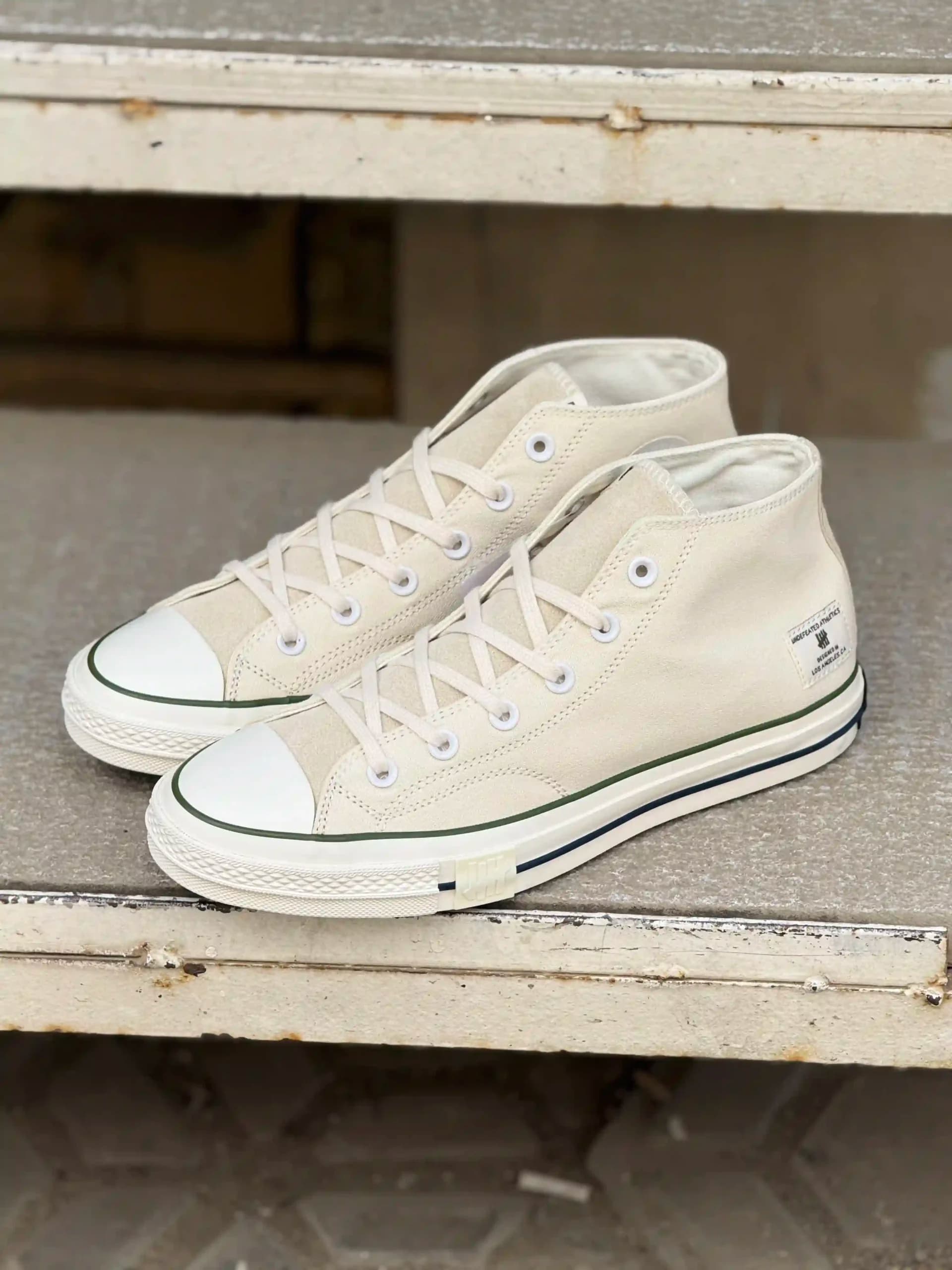 کانورس Converse Undefeated x Chuck 70 Mid Parchment Chive — تصویر ۶
