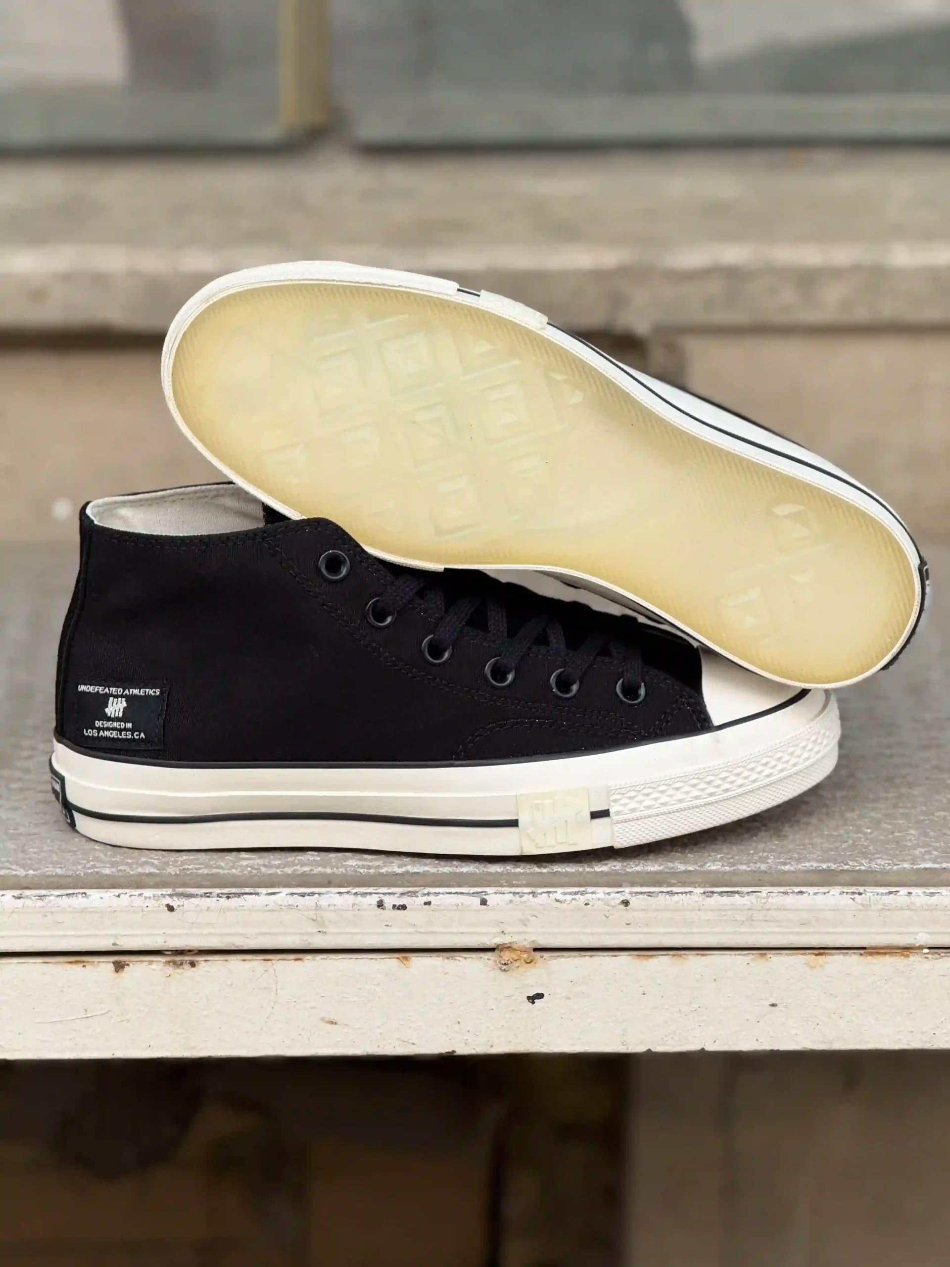 کانورس UNDEFEATED X CONVERSE CHUCK 70 MID- BLACK — تصویر ۱۲