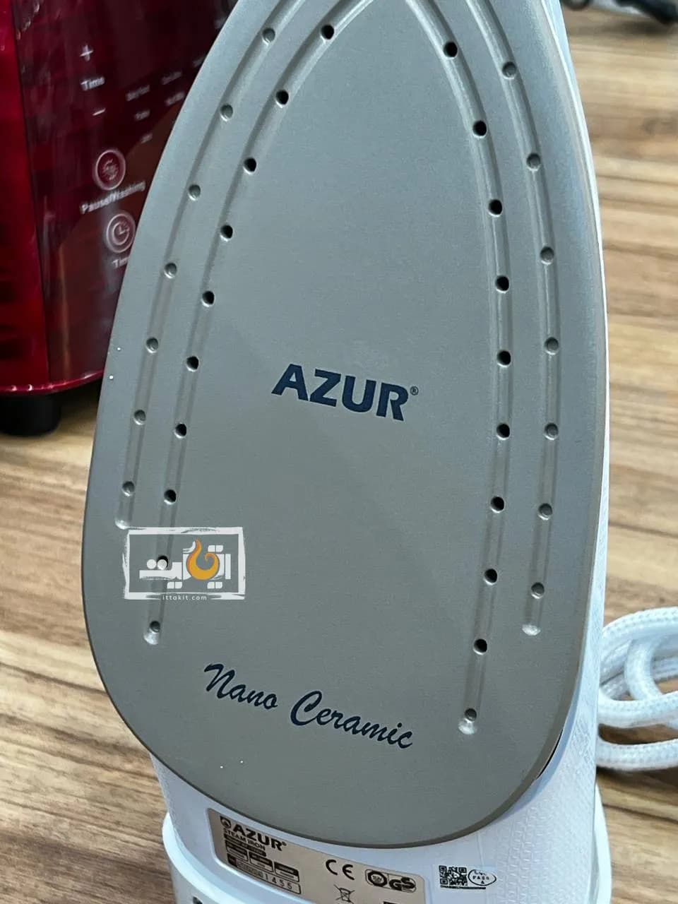 اتو بخار هوشمند آزور مدل AZ-133SI — تصویر ۹